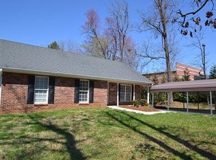 3905 Gracemont Dr, Winston Salem, NC 27106