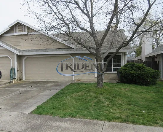 3 bed, $2,100 — Photo 1