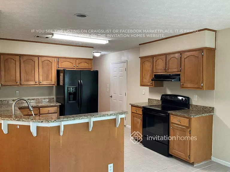 730 Wilkes Dr — Photo 4
