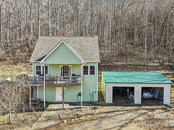 2nd image of 530 Wilson Cove Rd