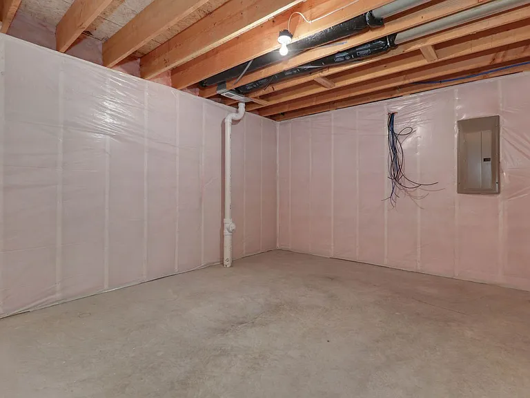 2503 Treeline Dr — Photo 31