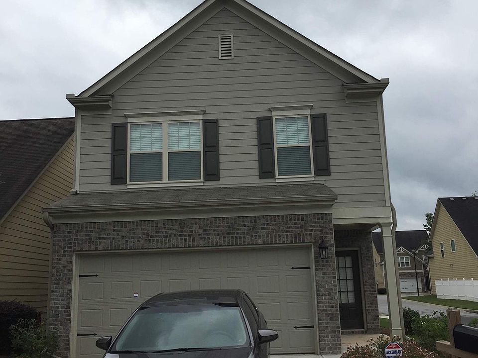 1st image of 8 Greenfield Dr