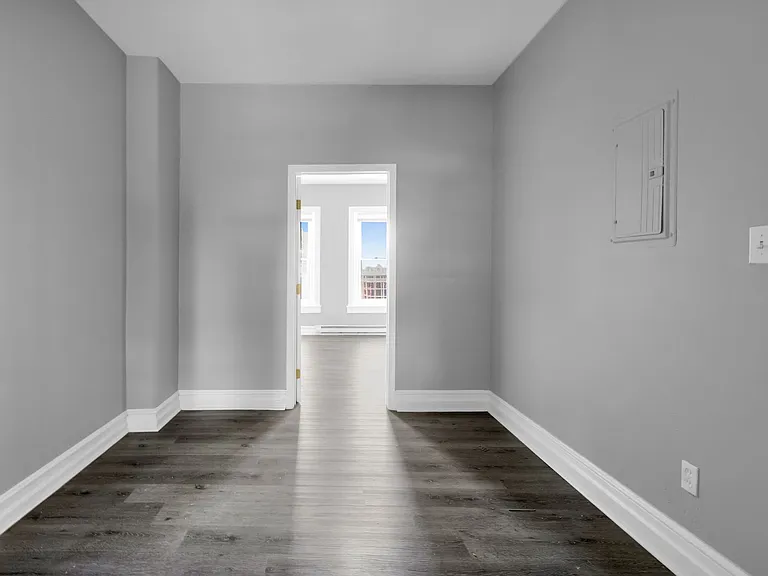 830 Chestnut St — Photo 18
