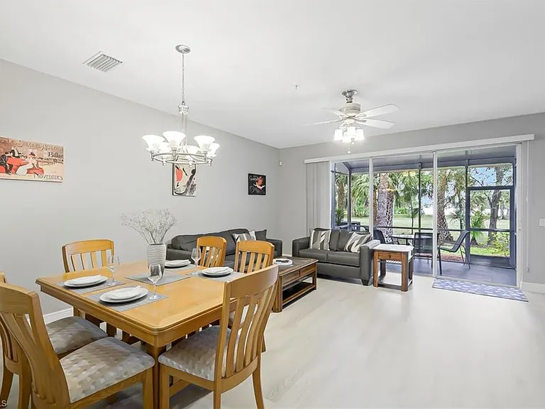 836 Hampton Cir #171 — Photo 12