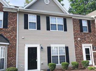 14 Sharpstone Ln, Durham, NC 27703