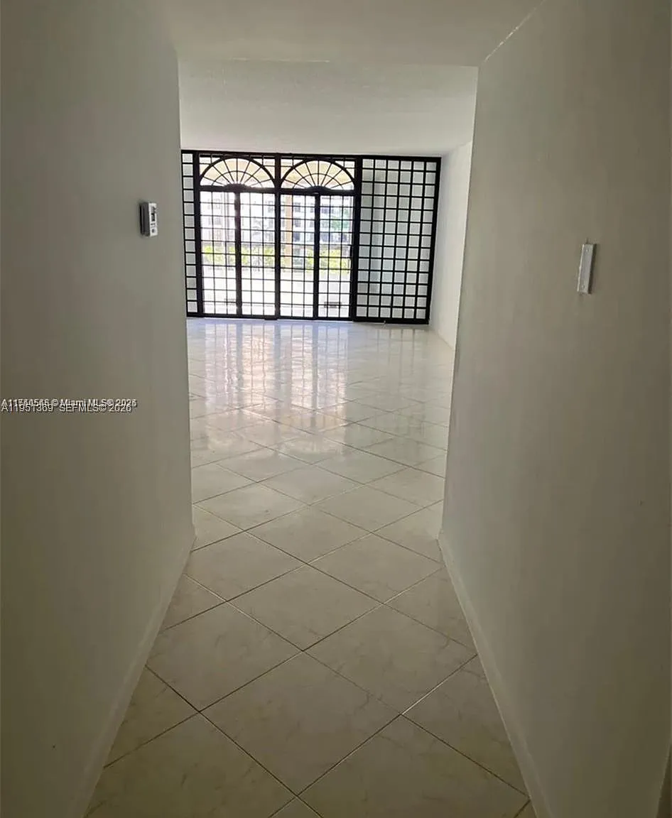Olympus Condo Phase — Photo 3