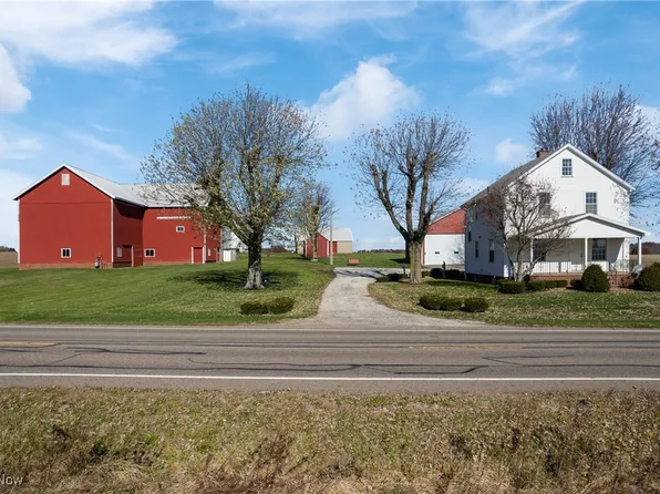 6779 Easton St, Louisville, OH 44641