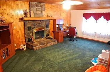 5th image of 43 Meade Dr