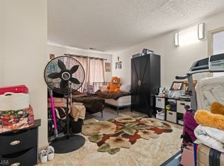 1338 Lavender Ct, Mahwah, NJ
