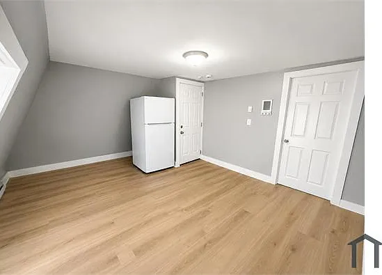 2 bed, 840 sqft, $1,825 — Photo 4