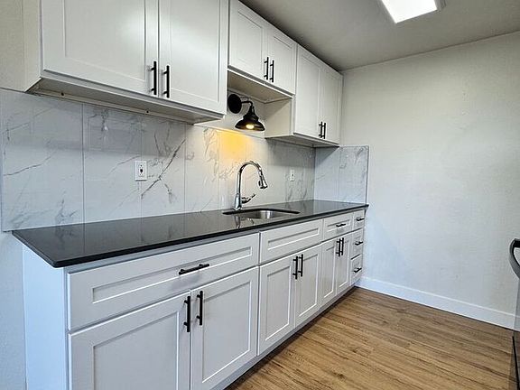 2nd image of 3402 S M St APT 1