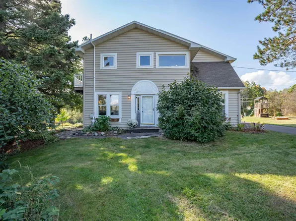 111 Riveness Rd, Duluth, MN 55811