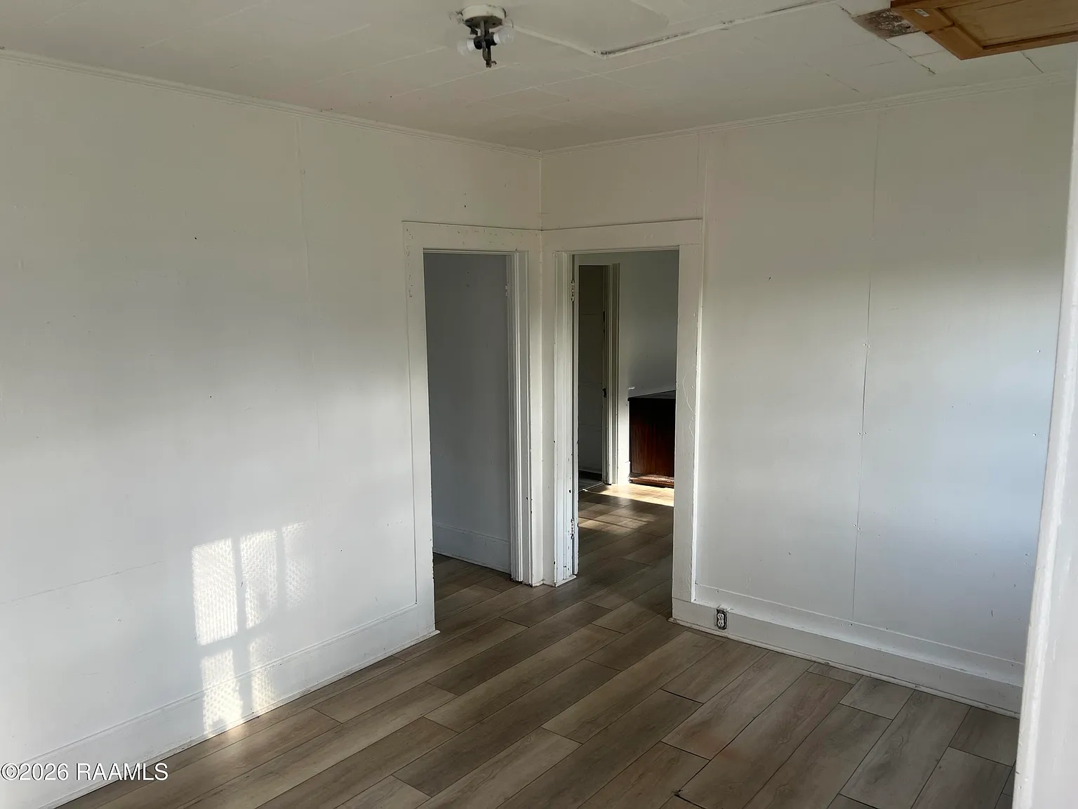 1 bed, 1897 sqft, $500 — Photo 2