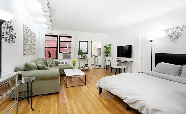 Rented by Gilar Group LLC | media 1