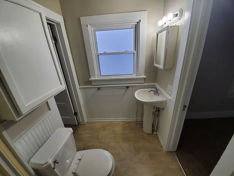 2616 Bowdoin St — Photo 15