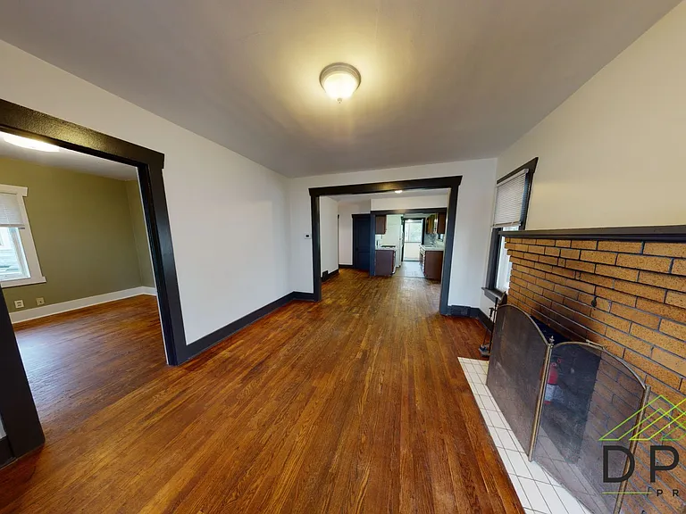 317 Shepard St — Photo 5