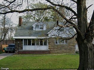 17519 McCracken Rd, Maple Heights, OH 44137