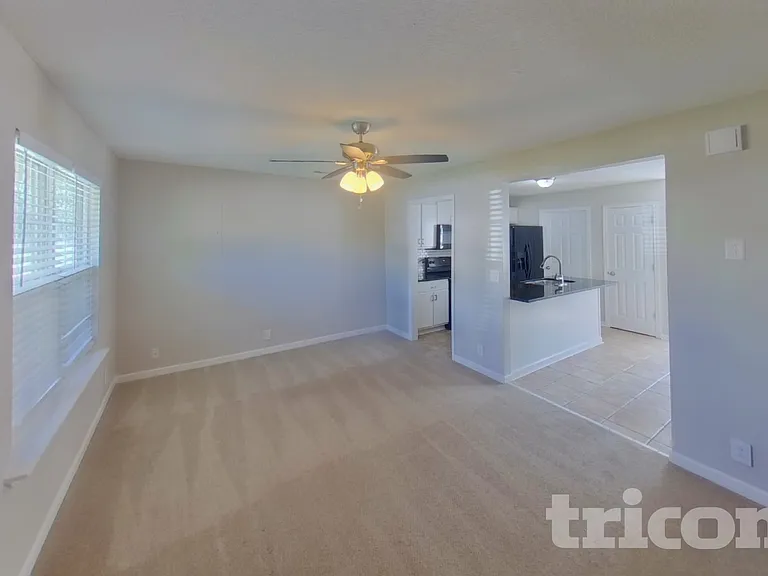 2743 Windwalker Ct — Photo 3