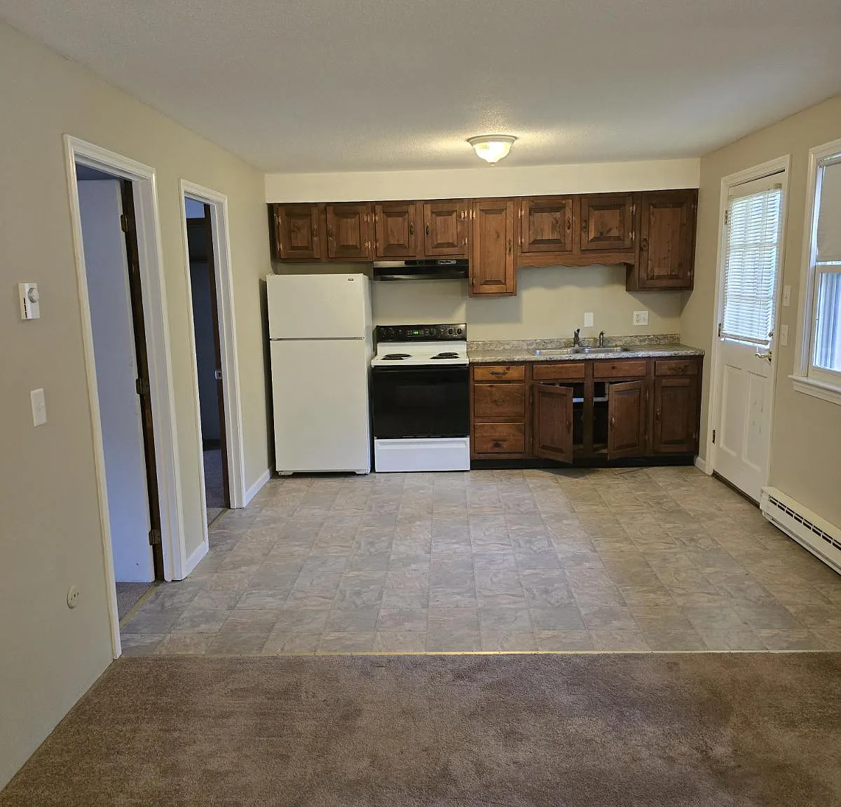 2 bed, $1,400 — Photo 1