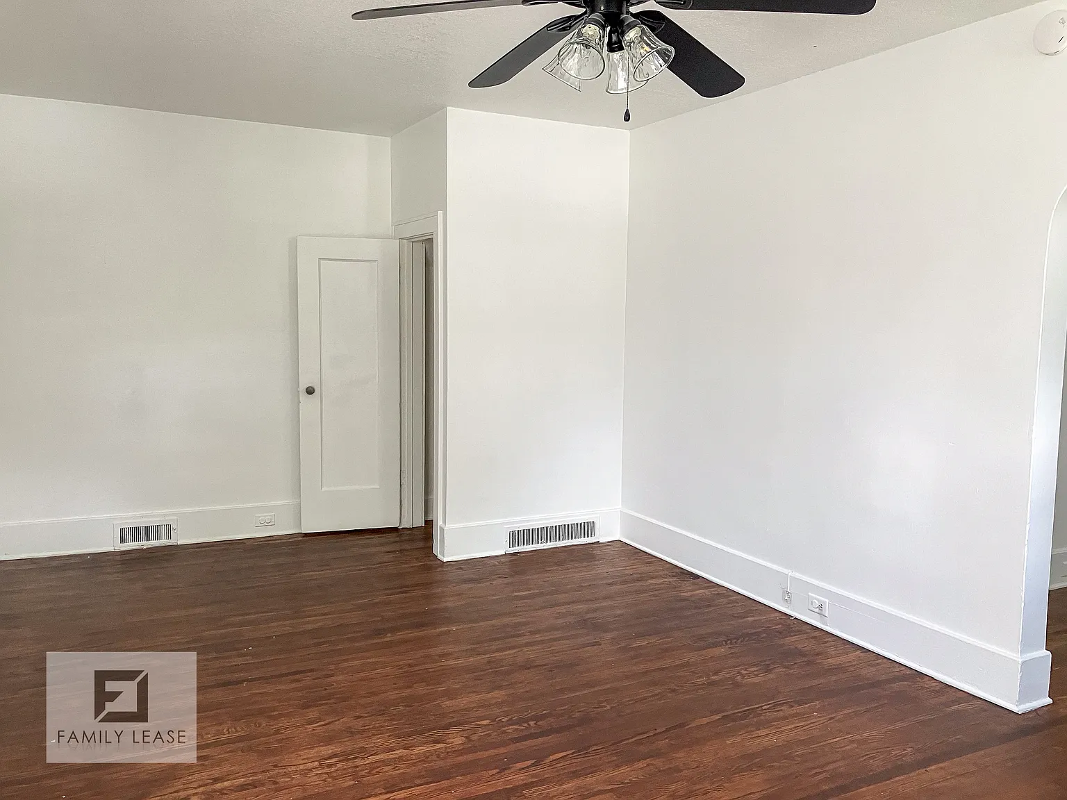 2 bed, 1075 sqft, $775 — Photo 2