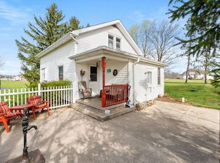 16210 Viberg Rd, Leo, IN 46765