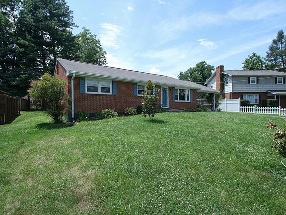 4th image of 6738 Jasmine Cir