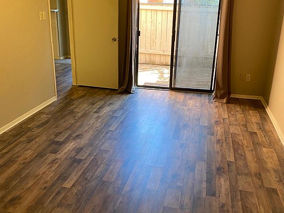 5th image of 3636 Greenacres Dr #96