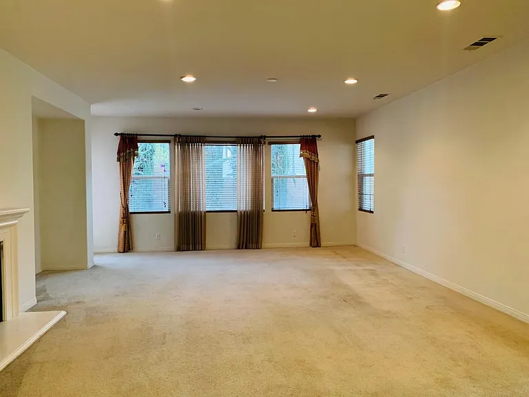 7638 Stonegate Dr — Photo 11