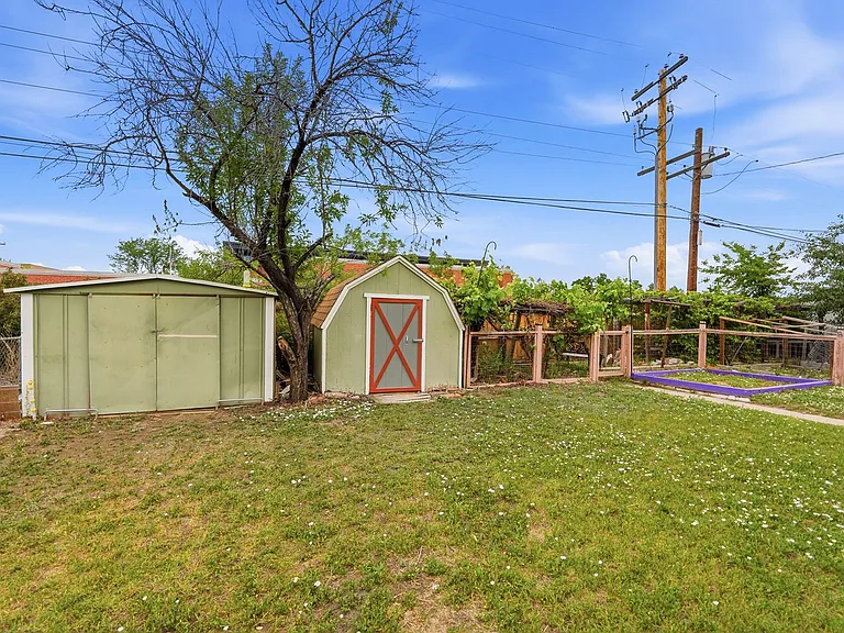 1275 W 4th Ave — Photo 47