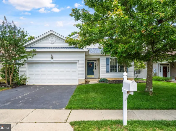 225 Mirage Blvd, Barnegat, NJ 08005