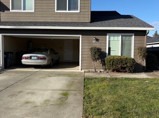 303 Live Oak Loop, Central Pt, OR 97502