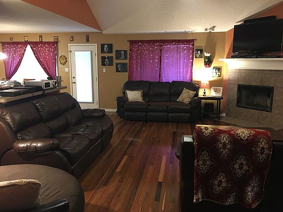 2nd image of 408 Barbara Jean Ln