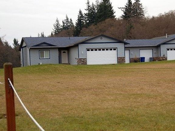 4th image of 18419 40th Ave NW #A