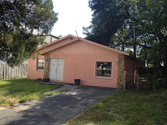 2nd image of 715 E Eskimo Ave