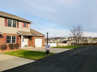169 Meadow Ridge Dr, Morgantown, WV 26505