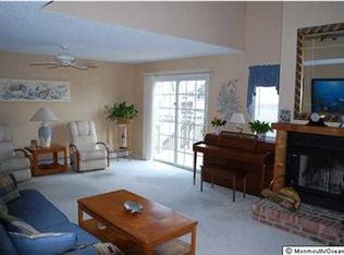 97 Yardarm Ct, Bayville, NJ 08721