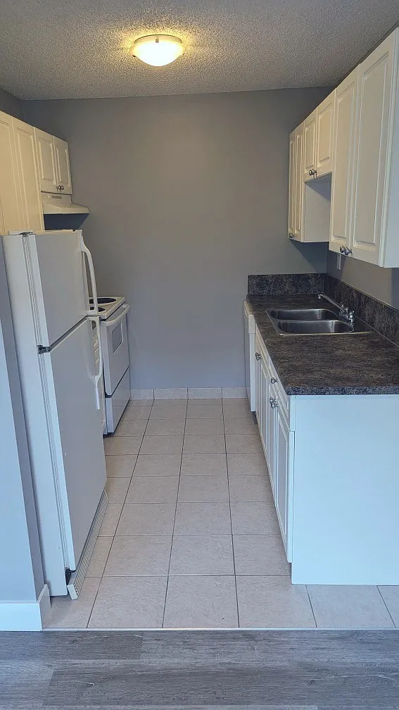 Panorama Court — Photo 4