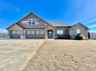 504 Sunset Dr, Cave Springs, AR 72718