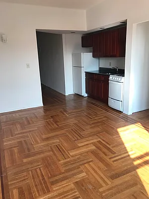 Rented by Homestore Realty Network | media 10