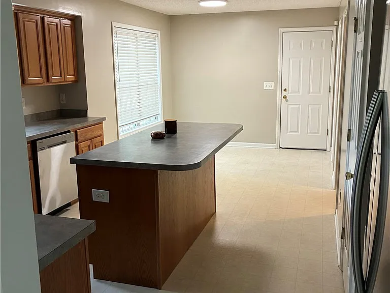 120 Green Links Dr — Photo 13