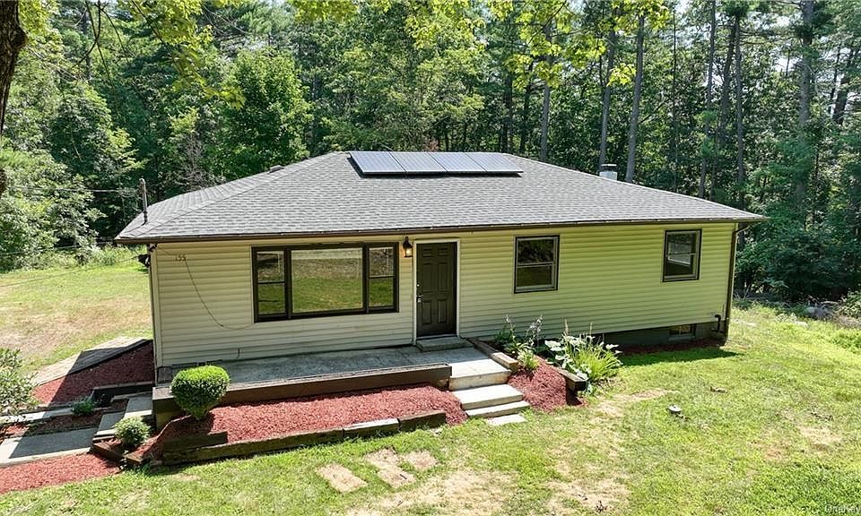 1st image of 155 Foss Lane