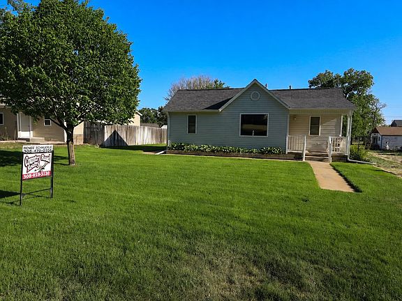 2nd image of 505 2nd St