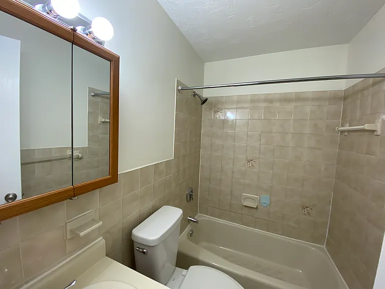 Park View Hills Condominiums — Photo 35