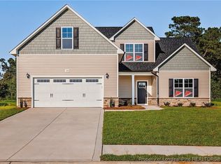 172 Havelock Heath Dr, Raeford, NC 28376