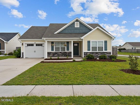 3rd image of 1154 Crestfield Way