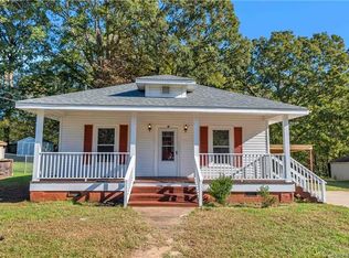 77 Belmont Ave, Belmont, NC 28012