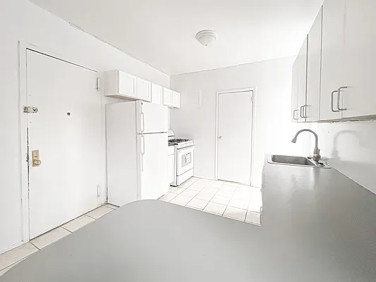 Rented by Blackwater Associates Inc. | media 17