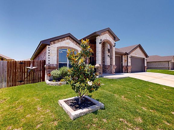 2nd image of 8206 Prescott Dr