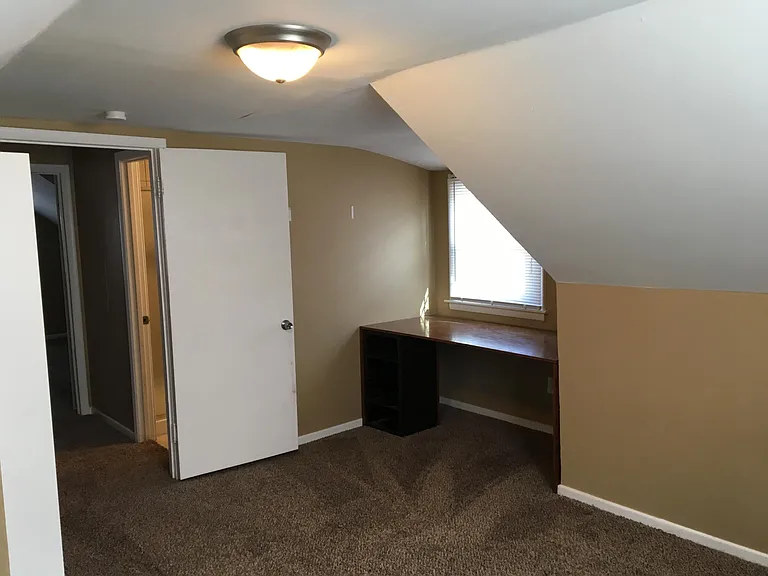 2944 S 9th Pl — Photo 23