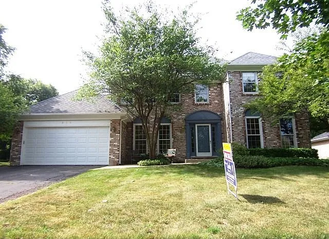 210 Lombardy Ln photo 1